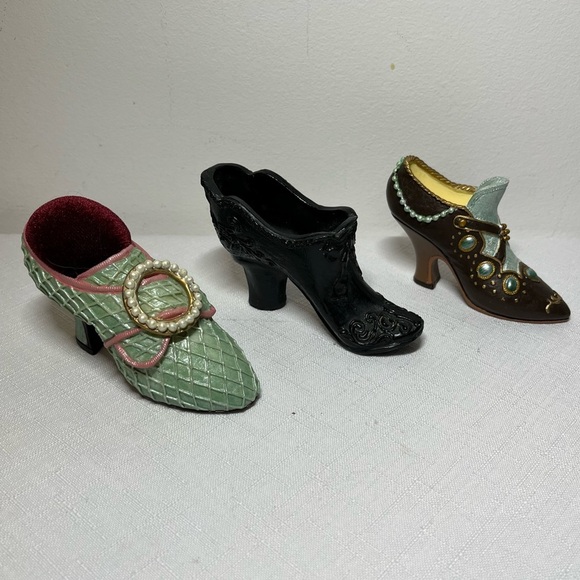 Vintage Shoe Collection for decor - Black, Green, Brown. Perfect collection - Picture 2 of 5
